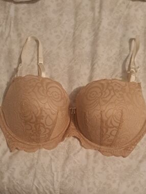 Candies Women's Lace Balconette Push-Up Bra in Nude